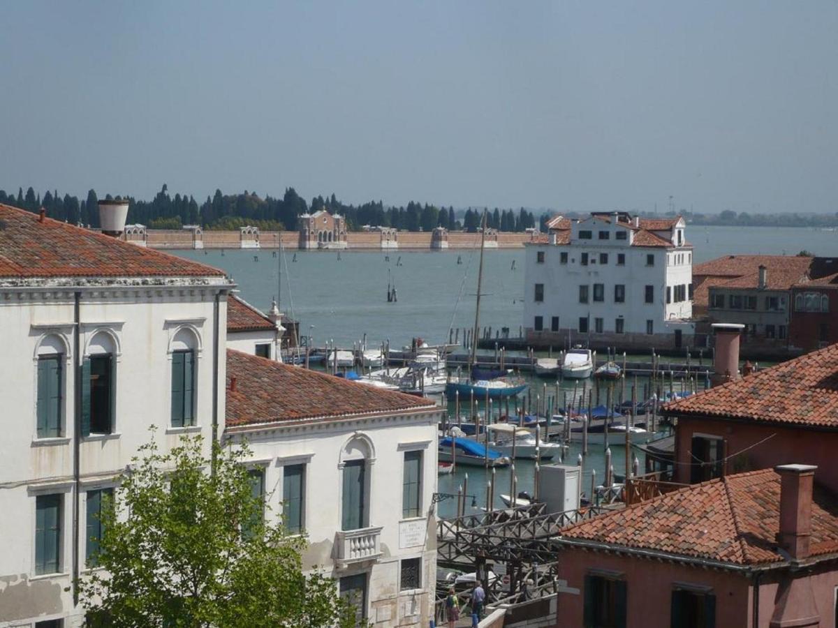 Mori 1 Con Bella Vista Nuovo Appartamento Veneza Exterior foto